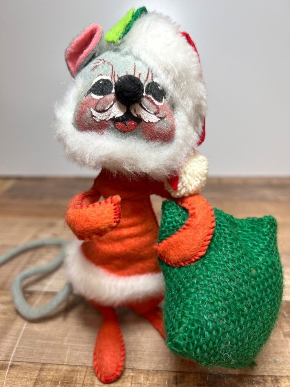 RARE Vintage 1965-1967 Annalee Christmas Mouse Figurine With Santa Hat & Sack